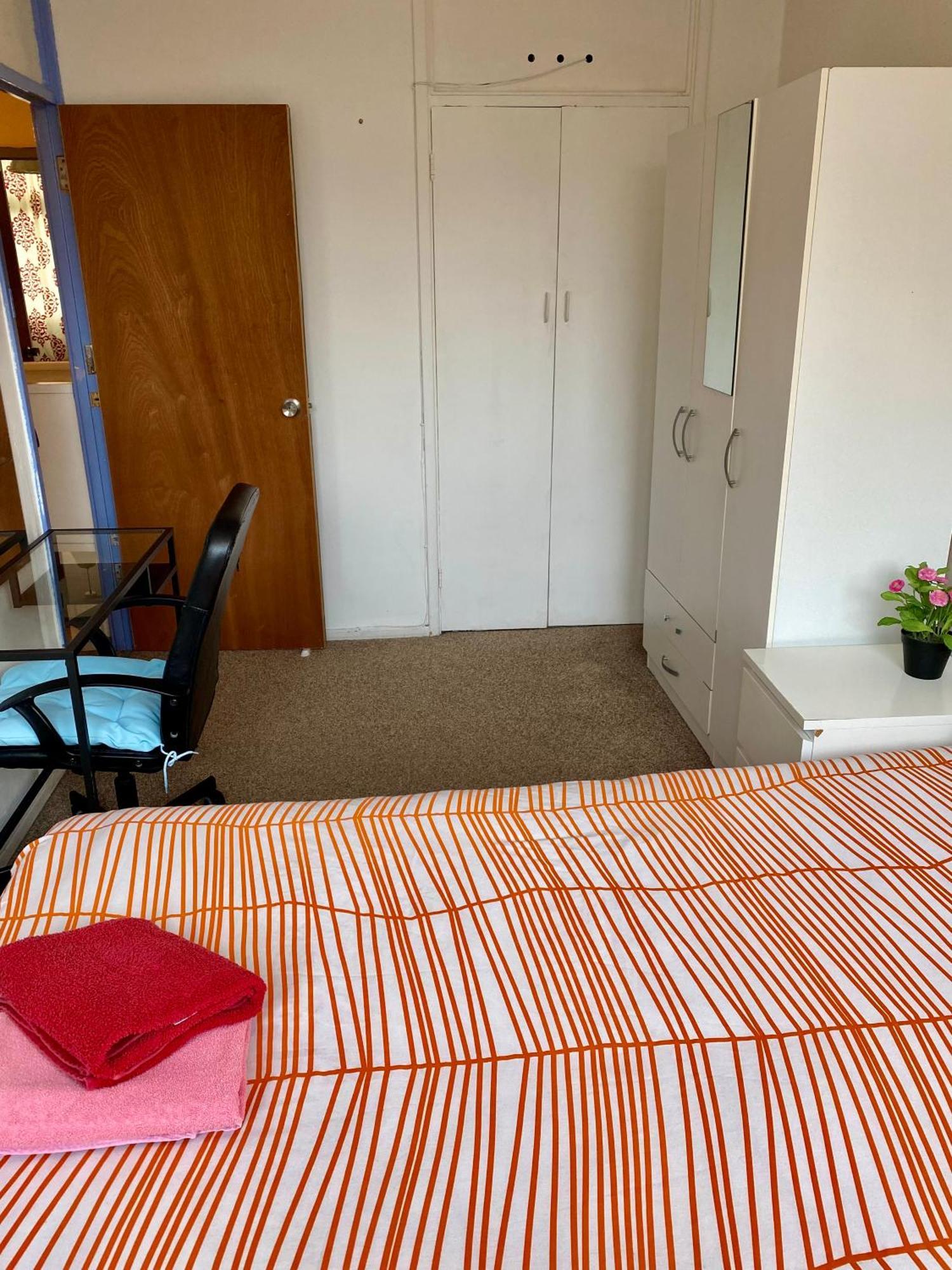 Kingward Apartment London Bagian luar foto